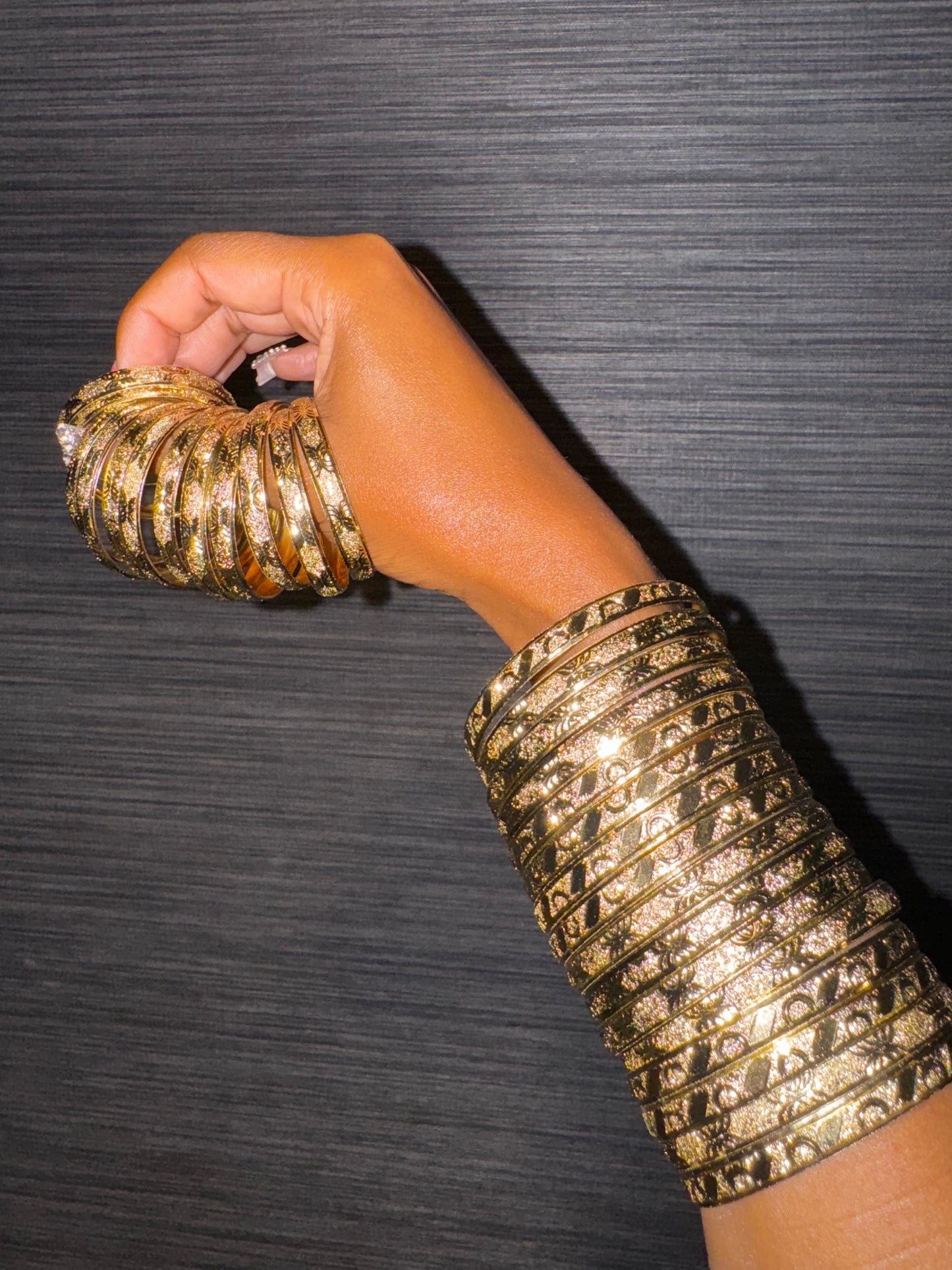 EXCLUSIVE GOLD BANGLES