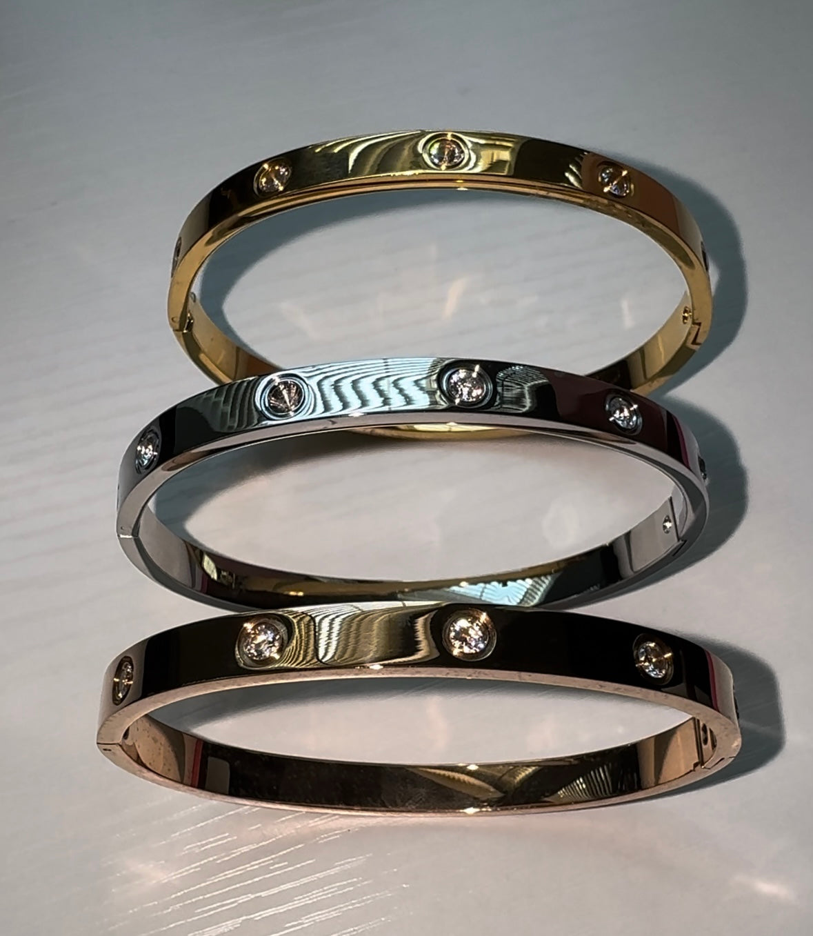 Carti Bangles