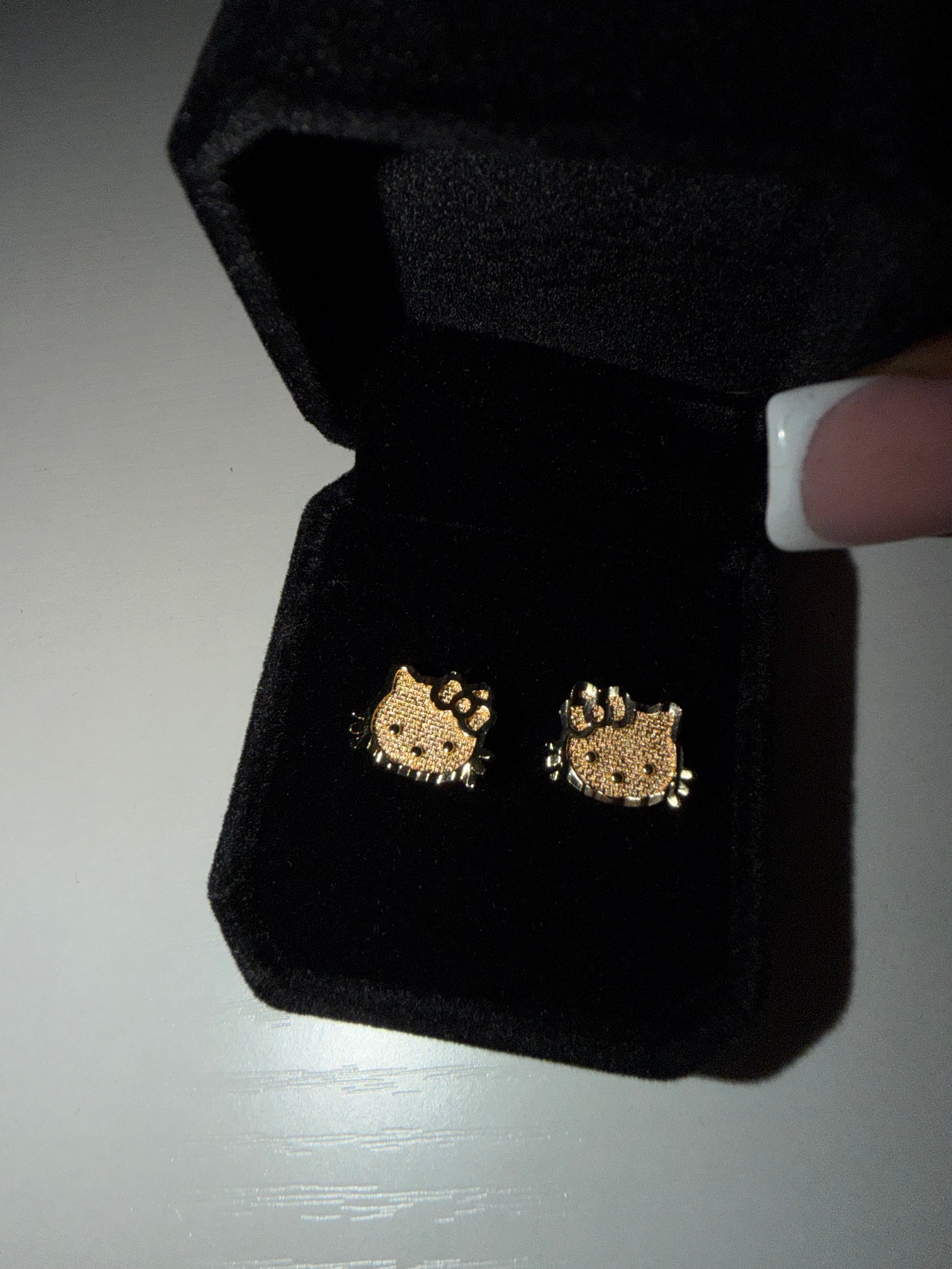 HK mini earring